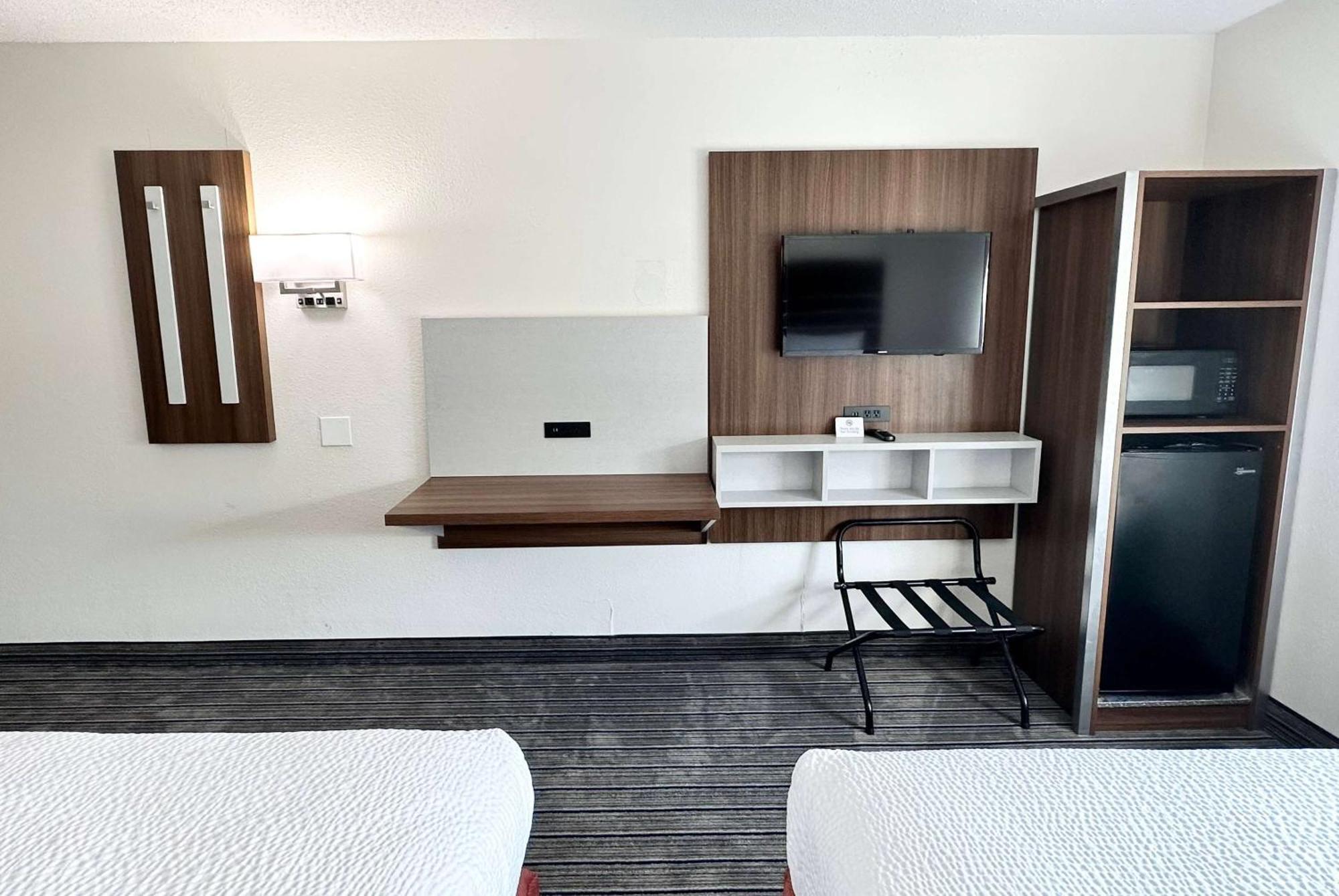 Hotel Ramada By Wyndham Lithia Springs Atlanta Esterno foto