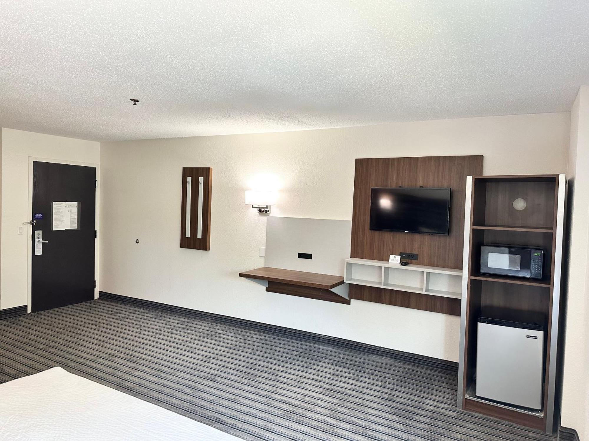 Hotel Ramada By Wyndham Lithia Springs Atlanta Esterno foto