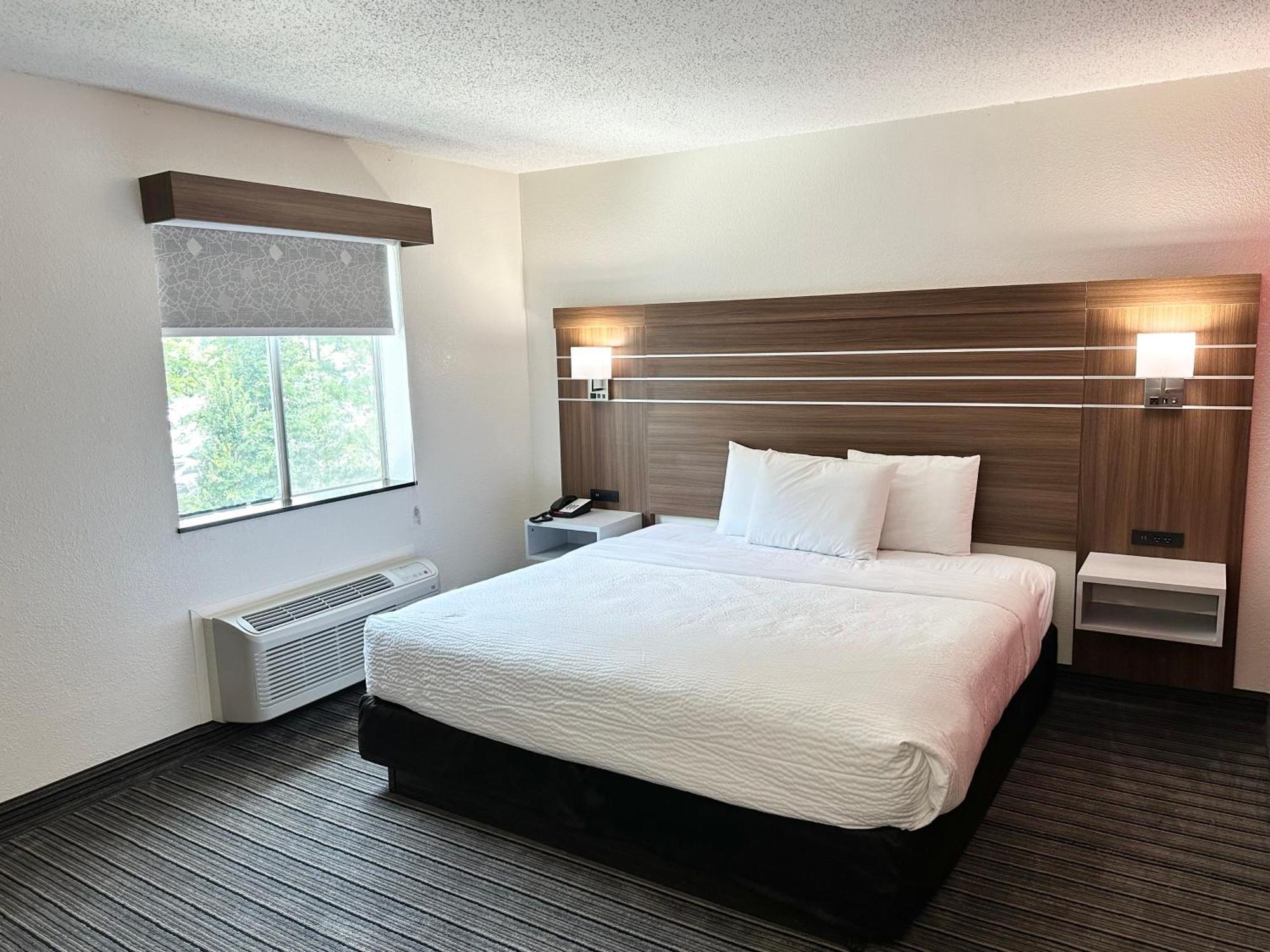 Hotel Ramada By Wyndham Lithia Springs Atlanta Esterno foto